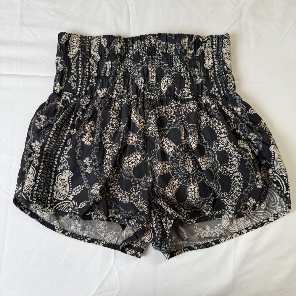 FP Movement Free People Black White Way Home Bandana Print‎ Shorts Small